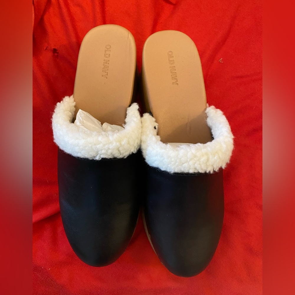 Brand new Old Navy Black Clogs